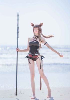 新婚侵犯挣扎呻吟求饶小说