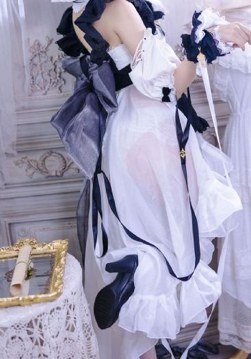 女女女